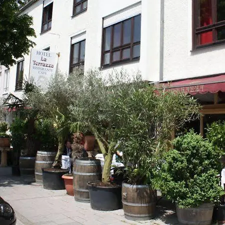Ristorante La Terrazza 3* プラネック